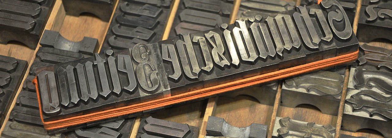 Photograph of typefaces by Andreas Praefcke (public domain)